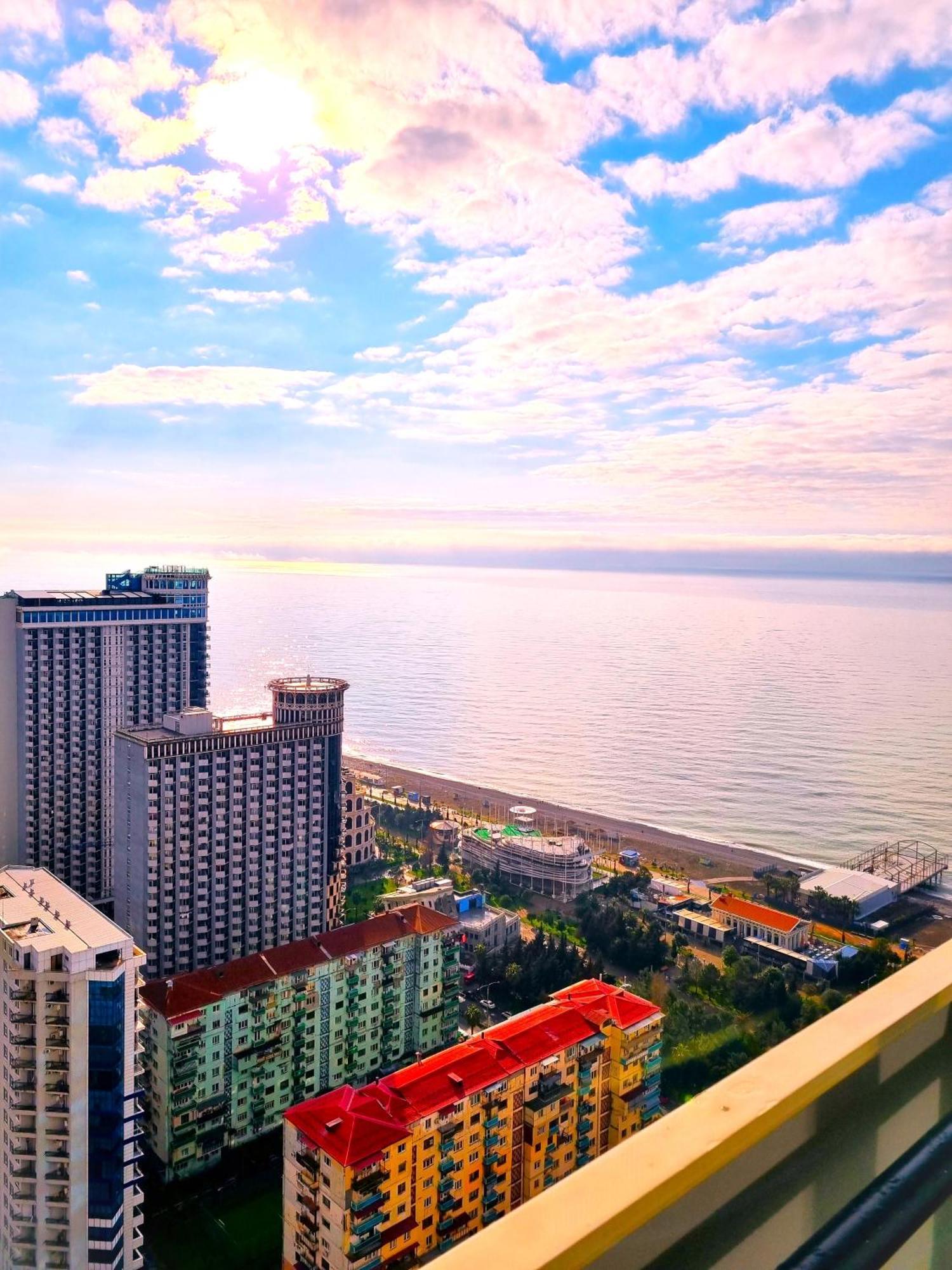 Apartamento Orbi Sity Batumi Exterior foto